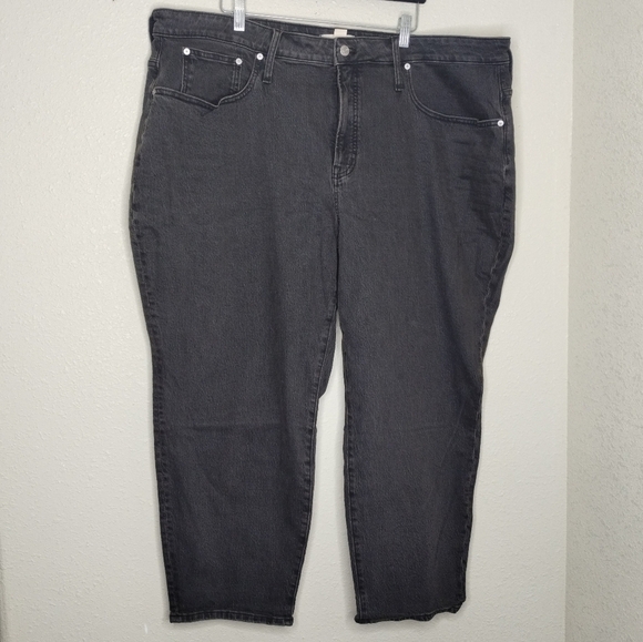 Madewell The Curvy Perfect Vintage Jean Black Lunar Wash Plus Size 24W - Picture 2 of 8